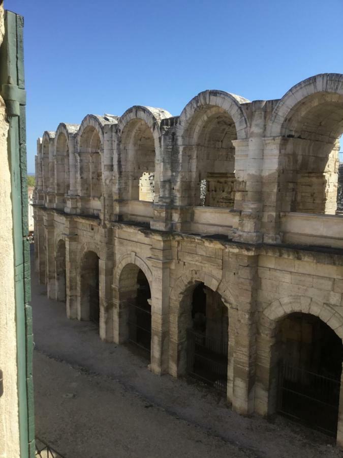 Apartamento Studio avec vue sur les arénes Arlés Exterior foto